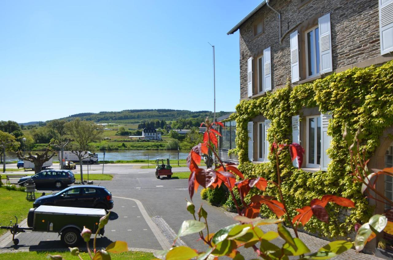 Hotel Weingut Erbes-Henn Ürzig Exterior foto